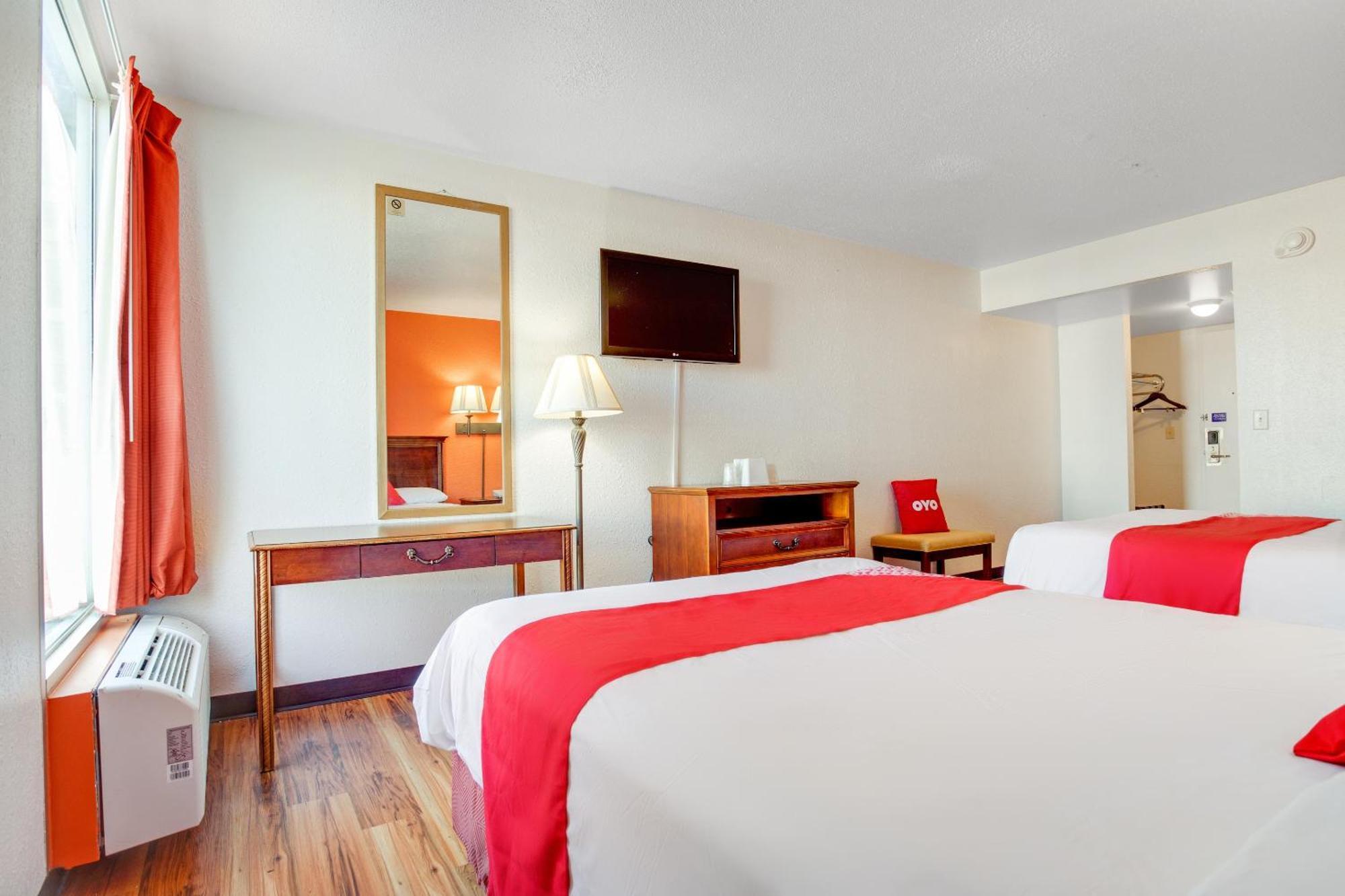 Hotel Oyo Mona Muskegon